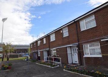 Flat For Sale in Burnley
