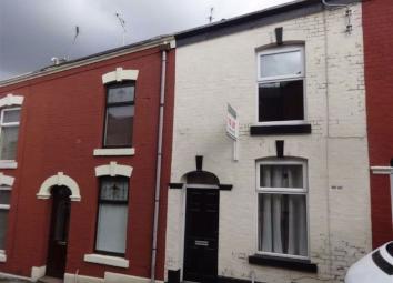 Terraced house To Rent in Darwen
