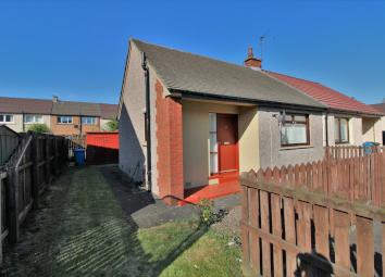 Semi-detached bungalow To Rent in Falkirk