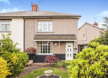 Semi-detached house For Sale in Knottingley