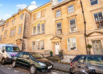 Maisonette For Sale in Bath