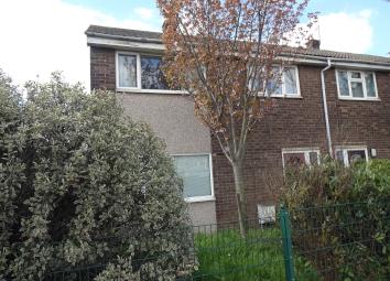 Semi-detached house To Rent in Knottingley