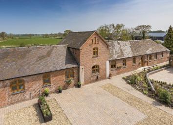 Barn conversion For Sale in Market Drayton