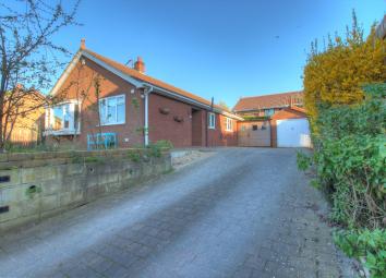 Detached bungalow For Sale in Driffield