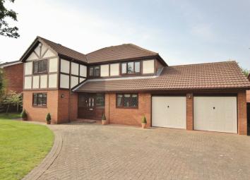 Detached house For Sale in Prenton