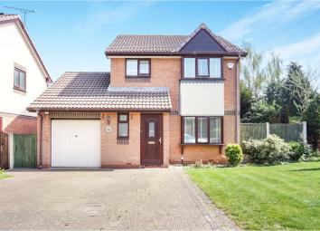 Detached house For Sale in Widnes