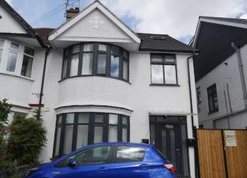 Detached house To Rent in Harrow
