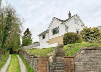 Detached bungalow For Sale in Bridgend