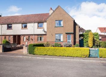 Terraced house For Sale in Leven