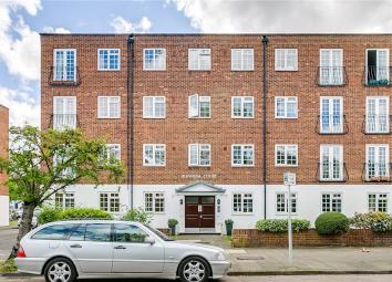 Flat For Sale in Richmond