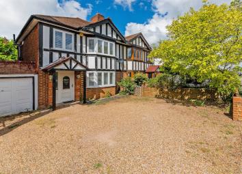 Semi-detached house For Sale in Epsom