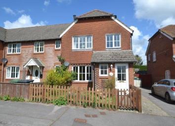 3 Bedroom End terrace house for sale
