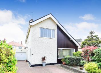 Detached house For Sale in Colwyn Bay