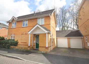 Detached house For Sale in Reading