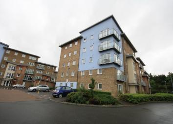 Flat To Rent in Sunbury-on-Thames