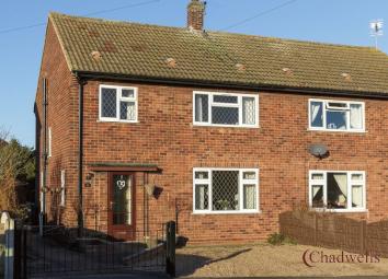 Semi-detached house For Sale in Newark