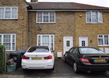 Terraced house For Sale in Morden