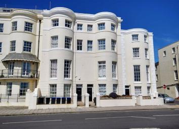 Flat For Sale in Worthing