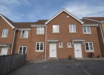 Town house For Sale in Castleford