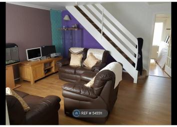 End terrace house To Rent in Hayes
