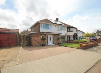 4 Bedroom Semi-detached house for sale