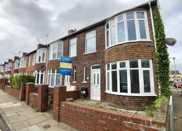 3 Bedroom End terrace house to rent