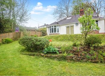 Detached bungalow For Sale in Pontyclun