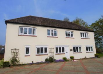 Flat To Rent in Dorking