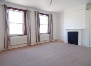 Flat To Rent in Eastbourne