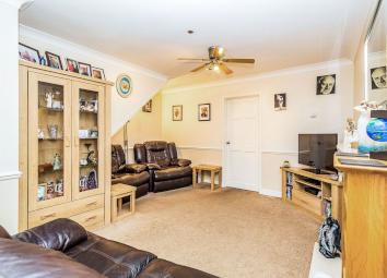 Semi-detached house For Sale in Thatcham