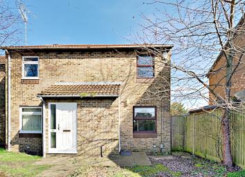 End terrace house For Sale in Reading
