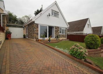 Detached bungalow For Sale in Newport