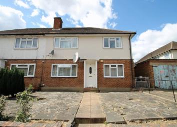 Flat For Sale in Northolt