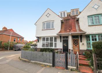 Semi-detached house For Sale in Worthing