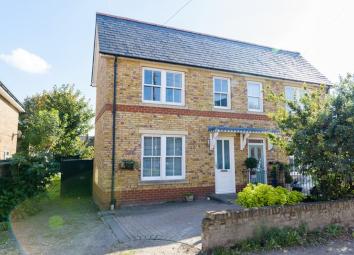 Semi-detached house For Sale in Southend-on-Sea