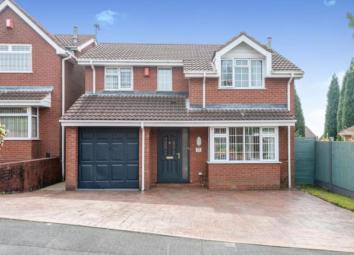 Detached house For Sale in Newcastle-under-Lyme