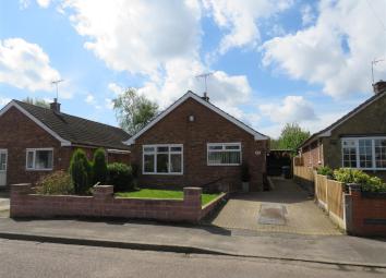 Detached bungalow For Sale in Retford