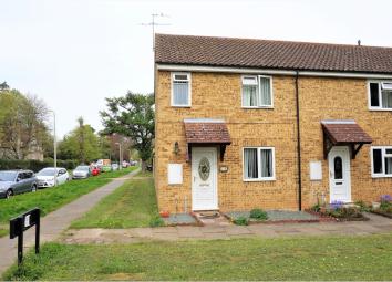 End terrace house For Sale in Canterbury