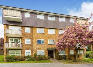 Flat For Sale in Bromley