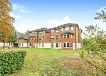 Flat For Sale in Aldershot