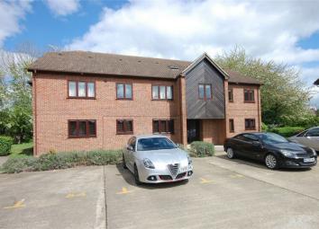 Flat For Sale in Aylesbury