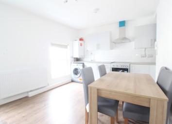 Flat To Rent in Maidenhead