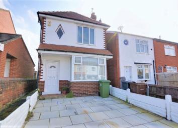 Detached house For Sale in Southport