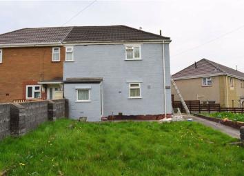Semi-detached house For Sale in Swansea