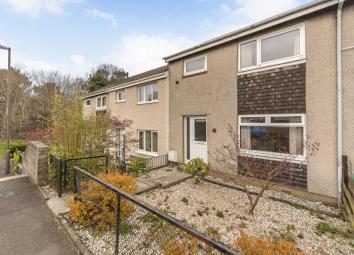 Terraced house For Sale in Penicuik