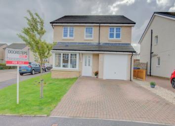Detached house For Sale in Bathgate