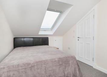 Flat To Rent in Edinburgh