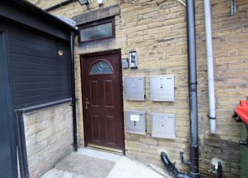 Flat To Rent in Brighouse