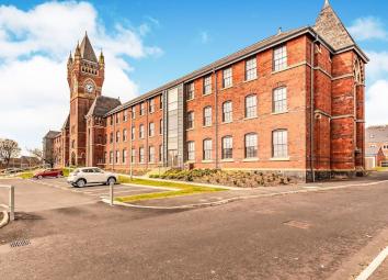 Flat For Sale in Rochdale