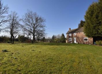 Detached house For Sale in Ledbury